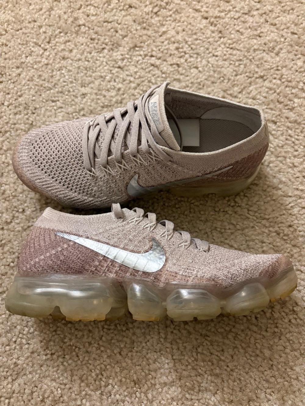 Nike Air VaporMax Flyknit Sneakers Beige - Women's Size 6.5